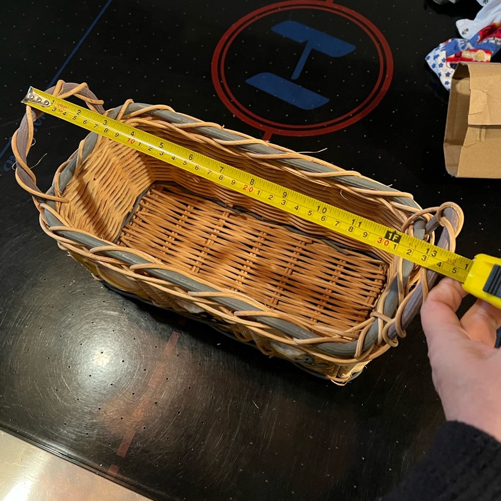 Basket with Ceramic Tiles - Picture 7 of 8
